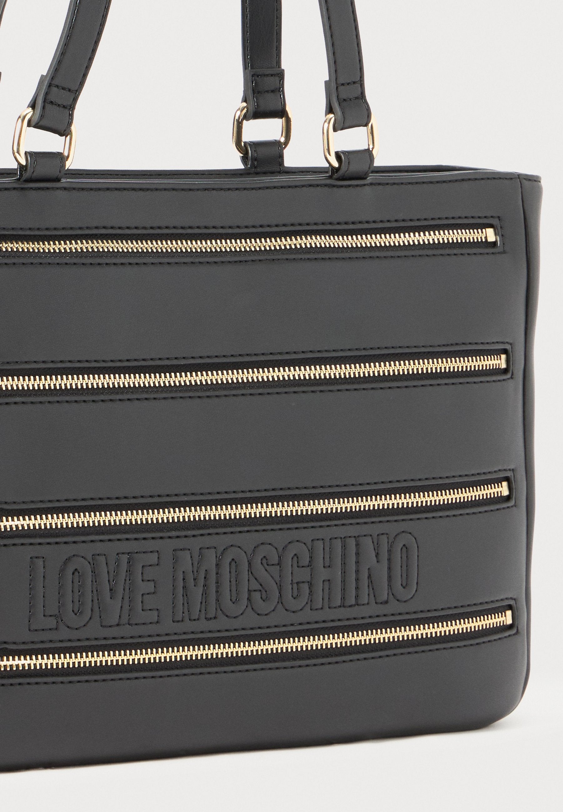 Love Moschino