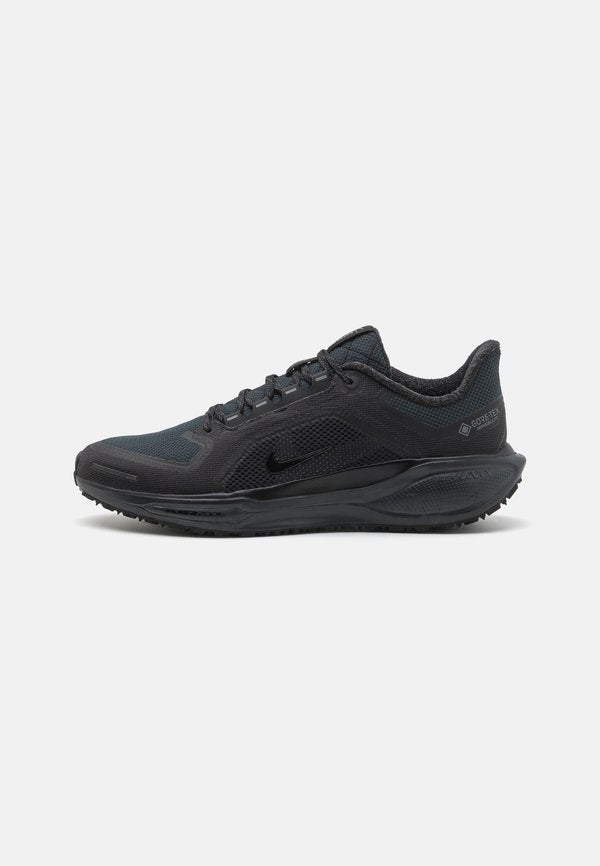 Nike Performance PEGASUS 41 GTX - Road running shoes - black