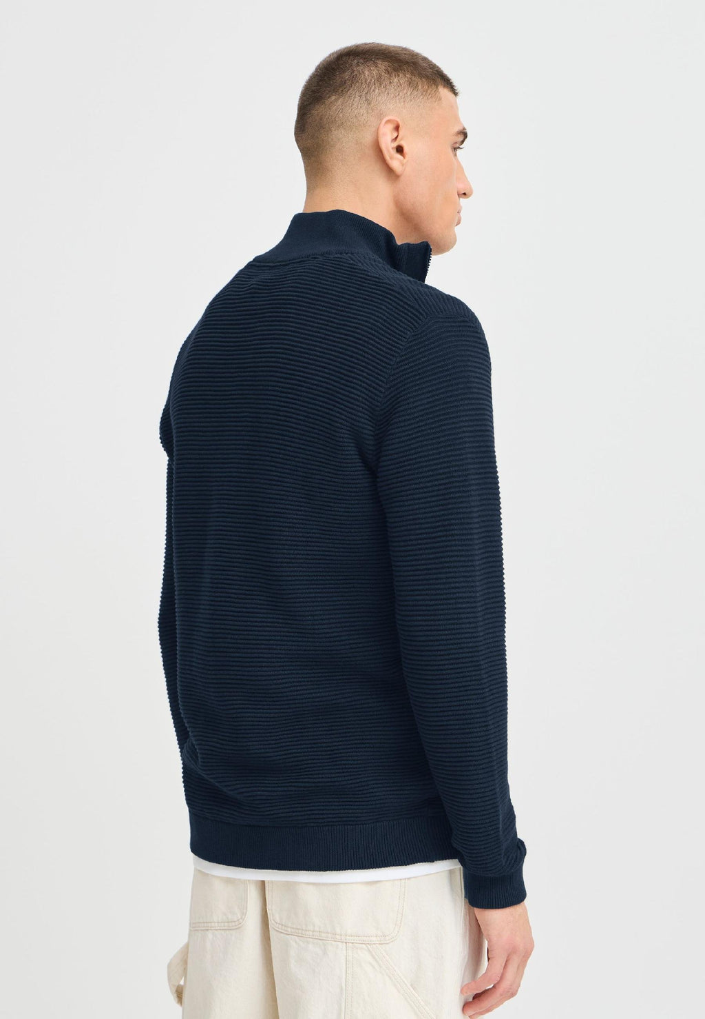 SDVALENCIA FINE KNIT TROYER Media 6