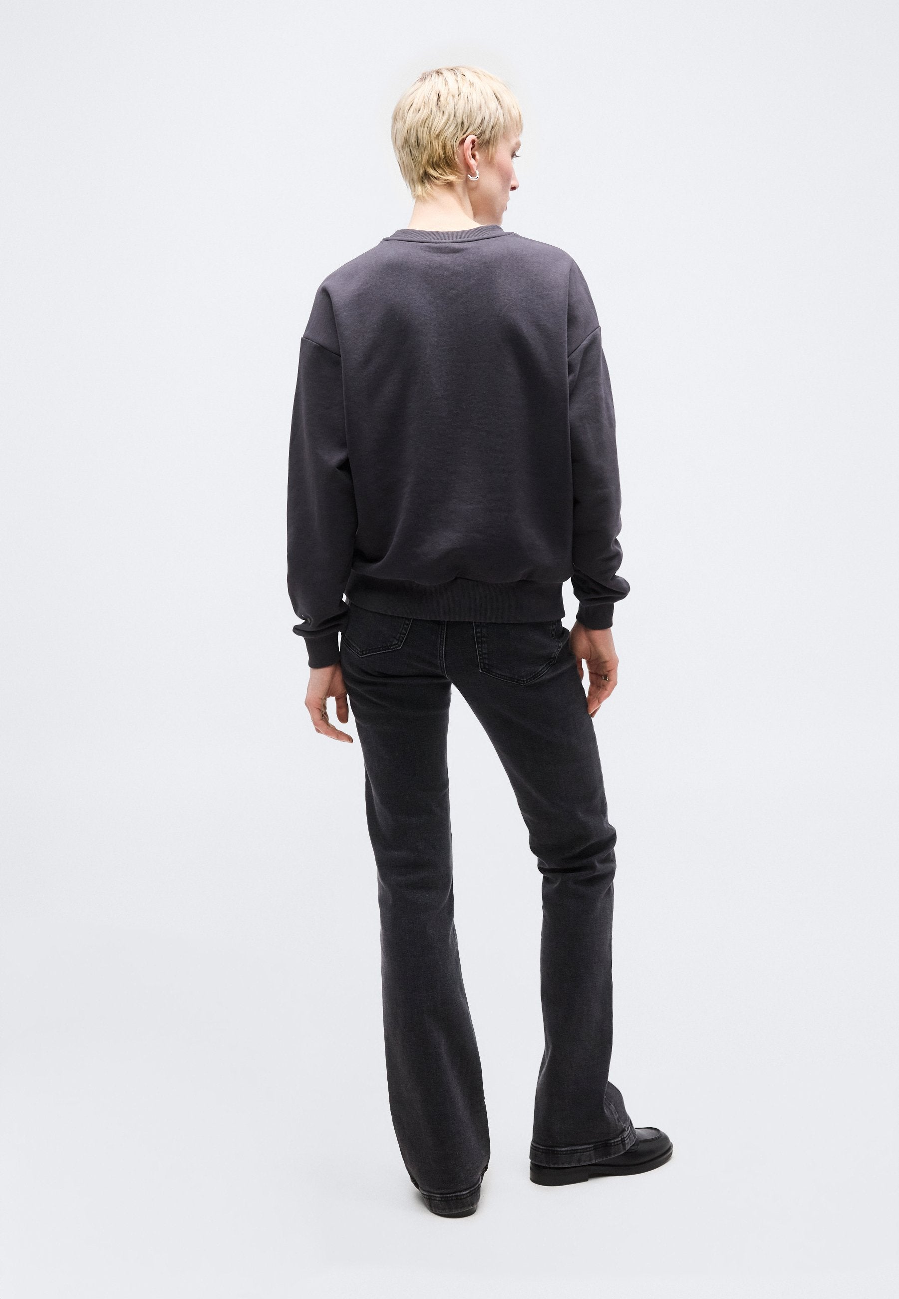 ONLFLEUR O NECK BOX Media 4