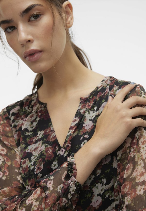 Vero Moda VMMILLA V NECK
