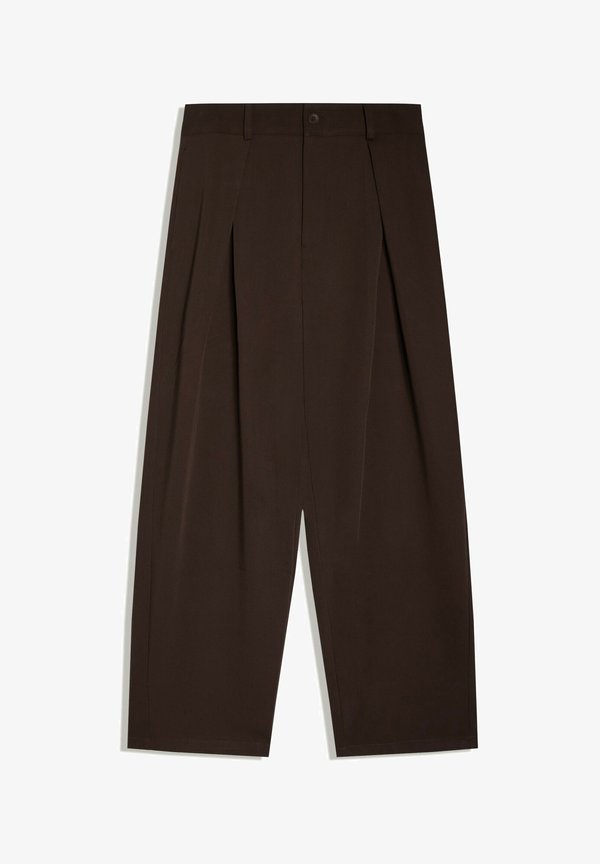 Bershka TAILORED BAGGY - Trousers - brown