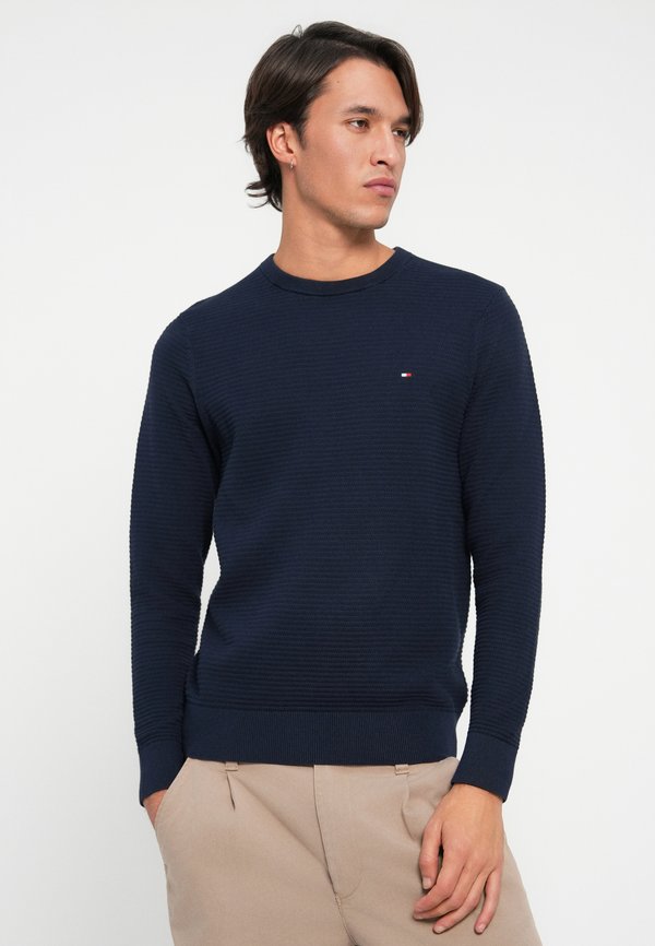 Tommy Hilfiger TEXTURED KNIT CREW NECK JUMPER