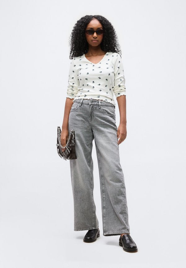 ONLY Petite ONLINA V NECK