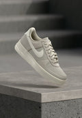 Nike Sportswear AIR FORCE RETRO - Trainers - light bone/sail