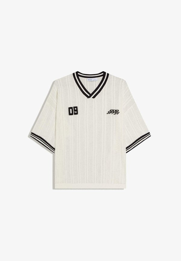 Bershka RETROSPORT V-NECK - TSHIRT - Print T-shirt - white