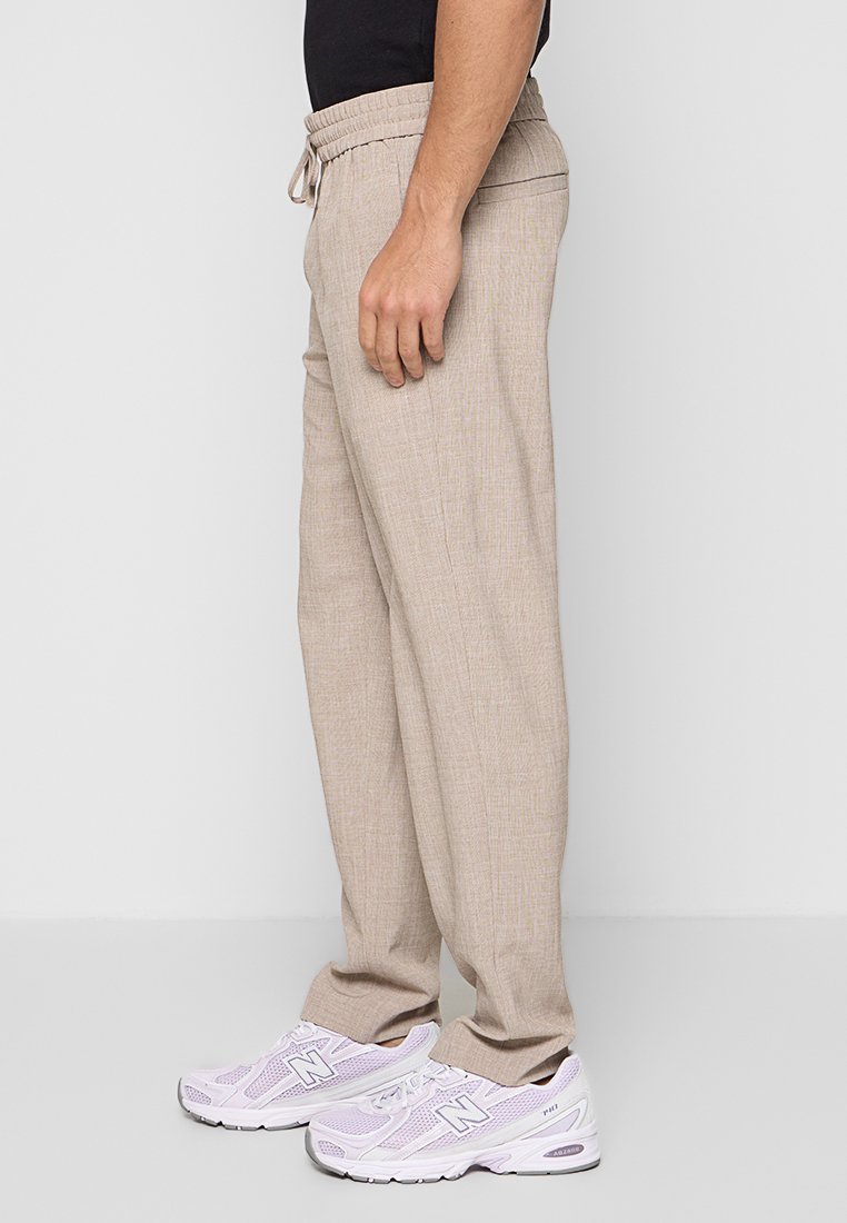 Lindbergh Stoffhose Media 2