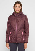 Burgunderfarbene Isolierjacke mit Kapuze, pinkem Reißverschluss und Akzenten, seitlichen Taschen und einer strukturierten Oberfläche. Hat ein diagonales Nahtdesign.