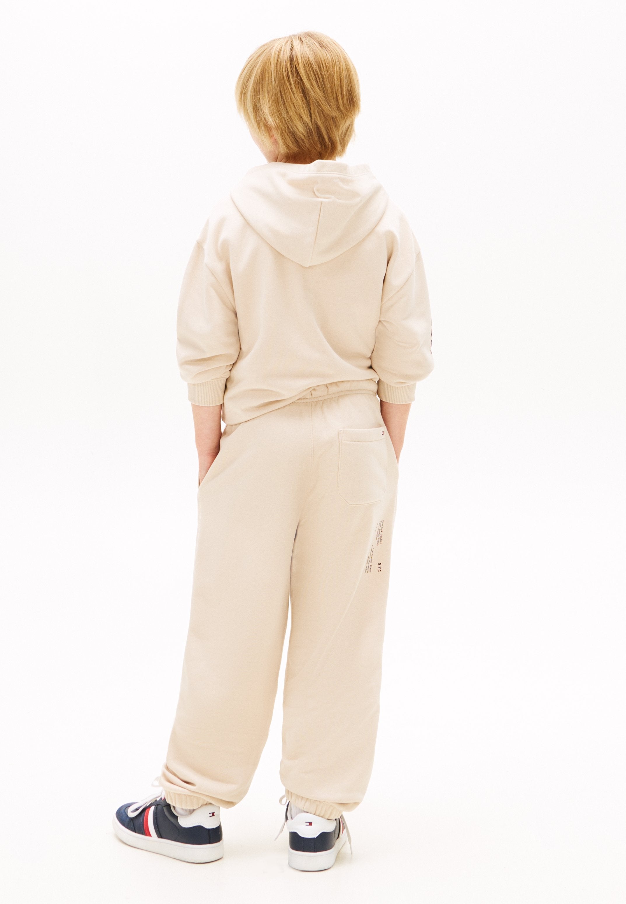 WAVY FLAG LOGO TERRY JOGGERS Media 4