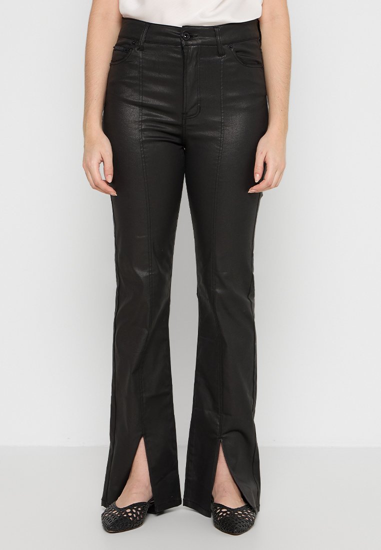 COATED DENIM SPLIT Media 1