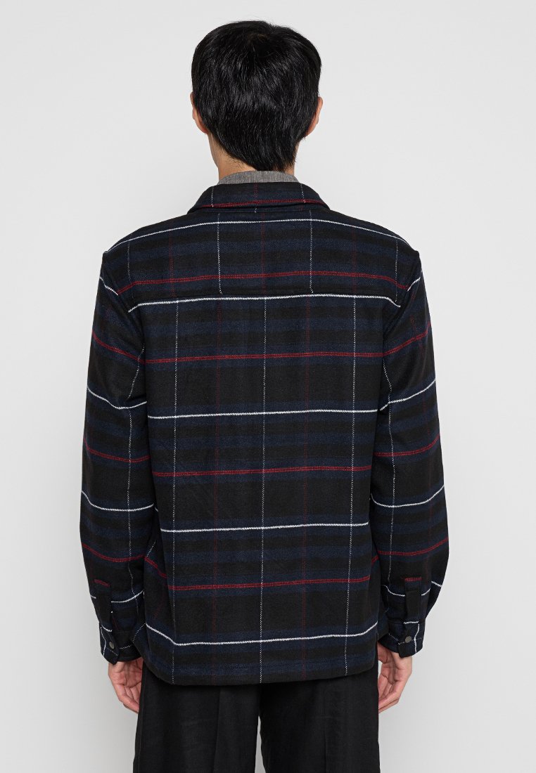 Lyle & Scott