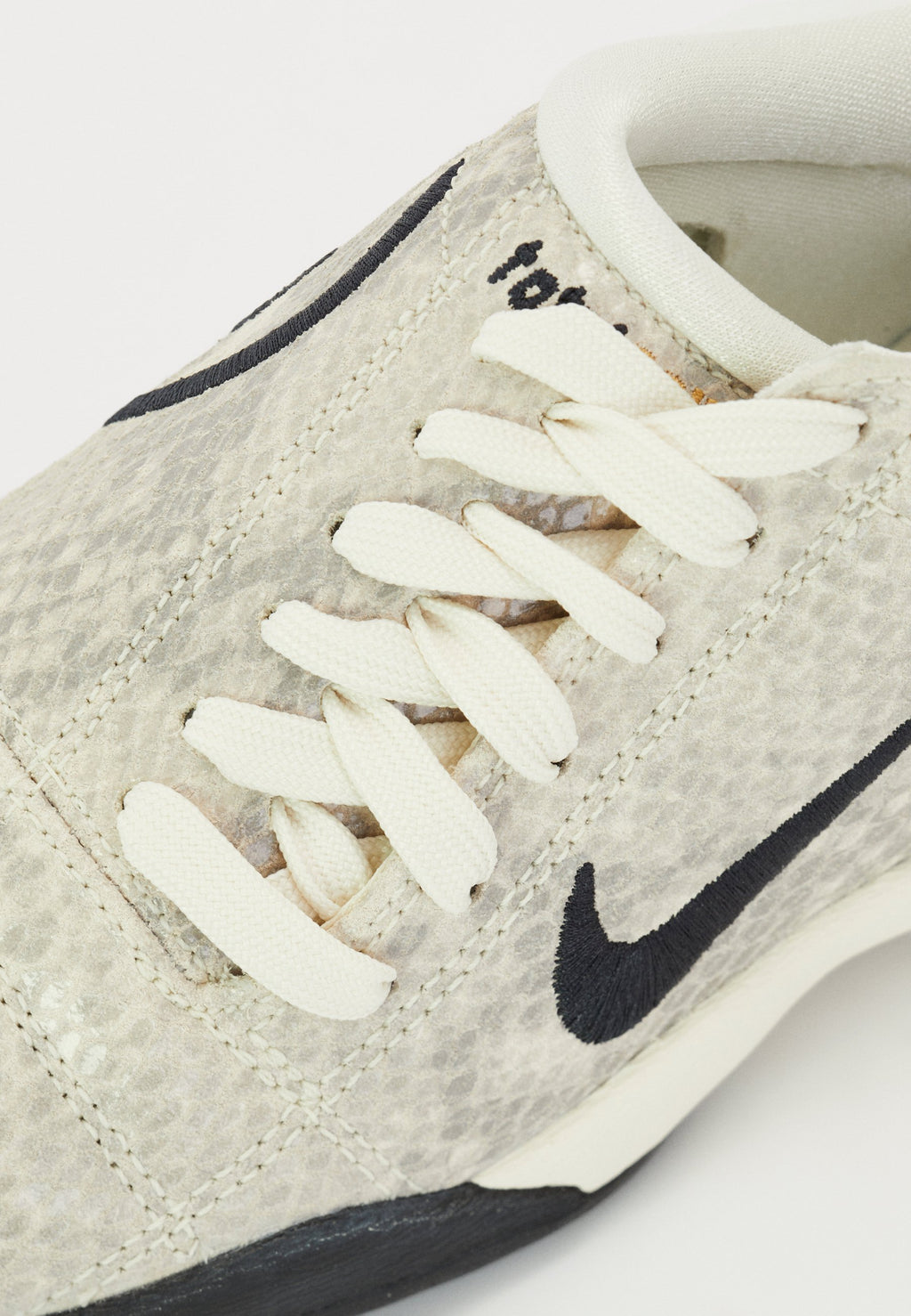 Nike Sportswear T90 SE