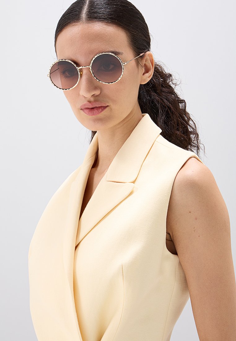 CHLOÉ