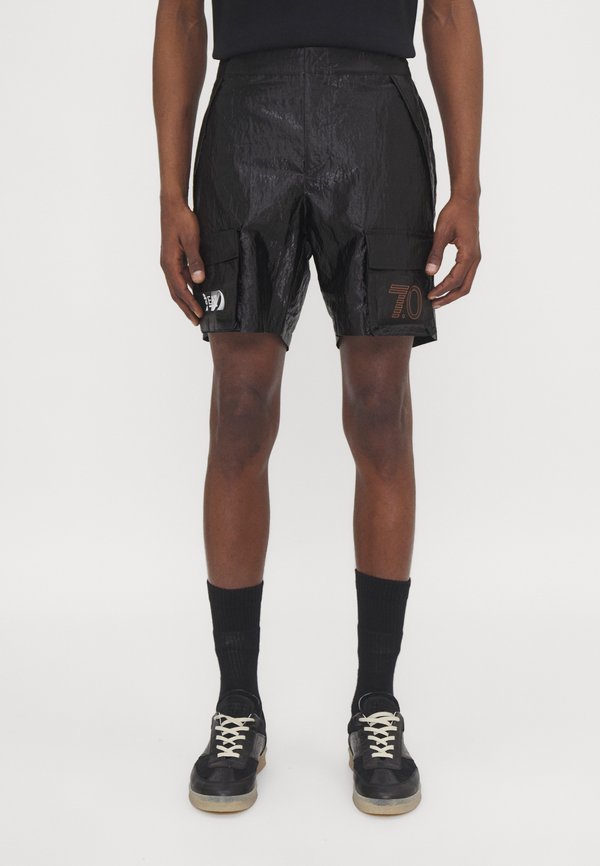 EA7 Emporio Armani