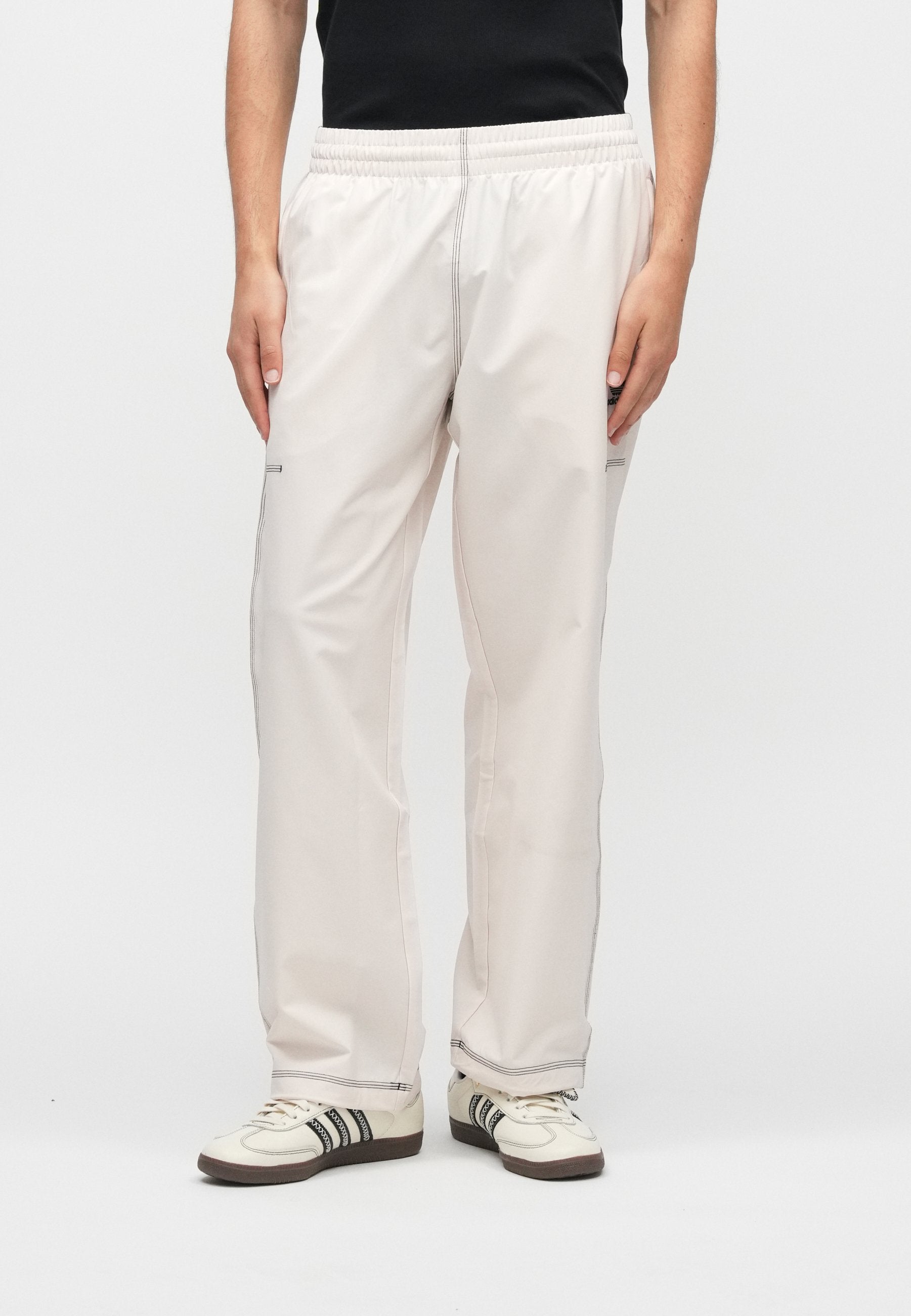 adidas Originals ESSENTIALS