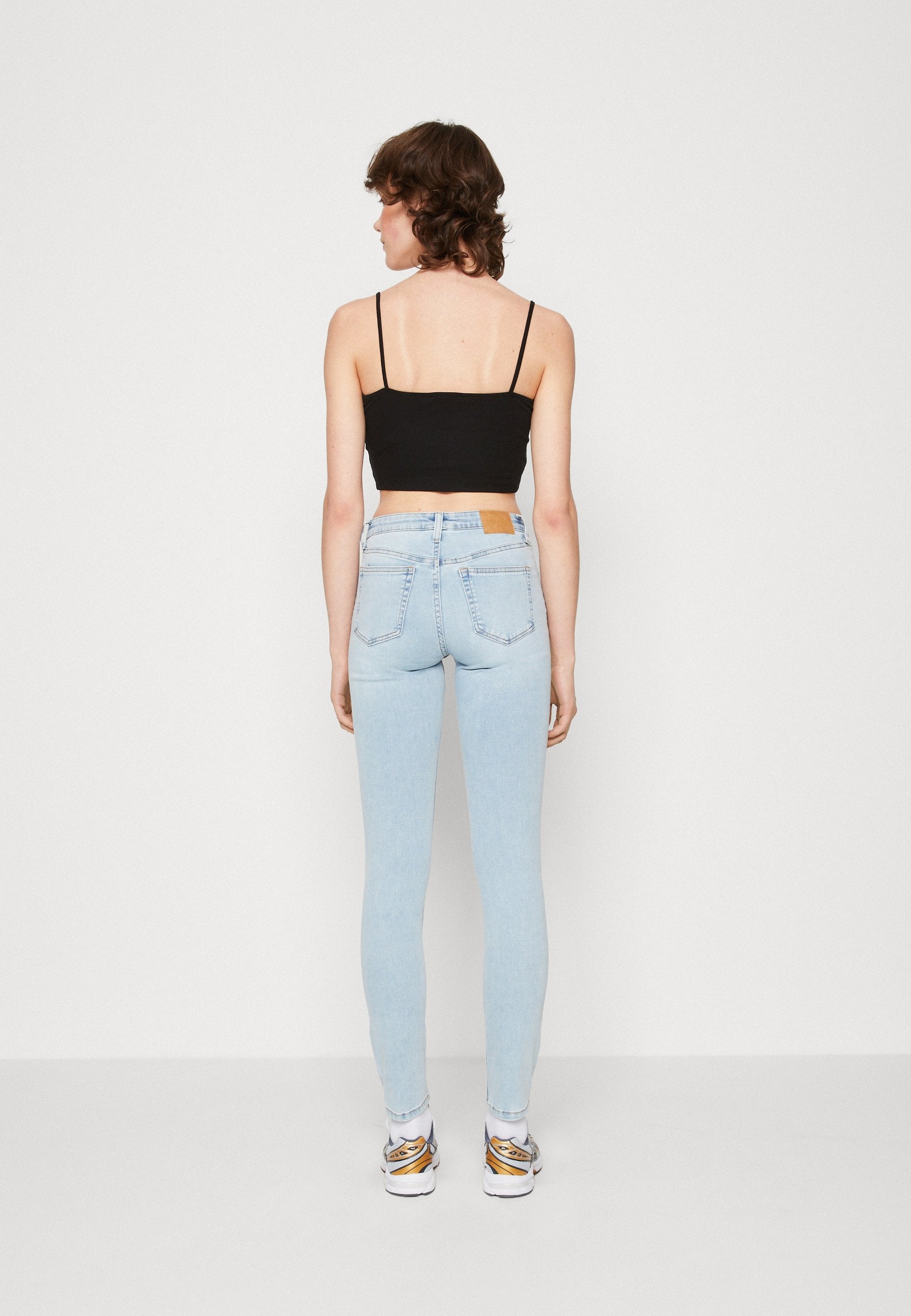 Weekday SPARE SKINNY
