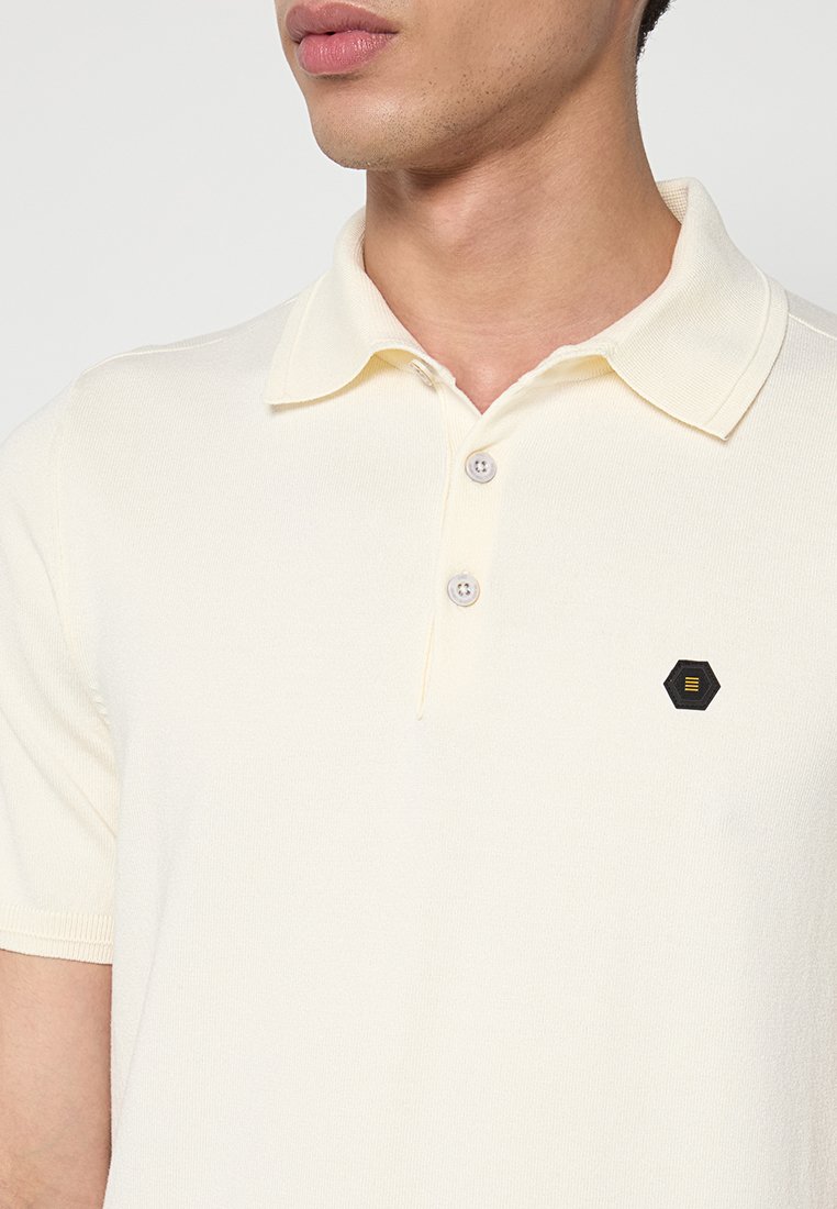 NO EXCESS Poloshirt Media 3