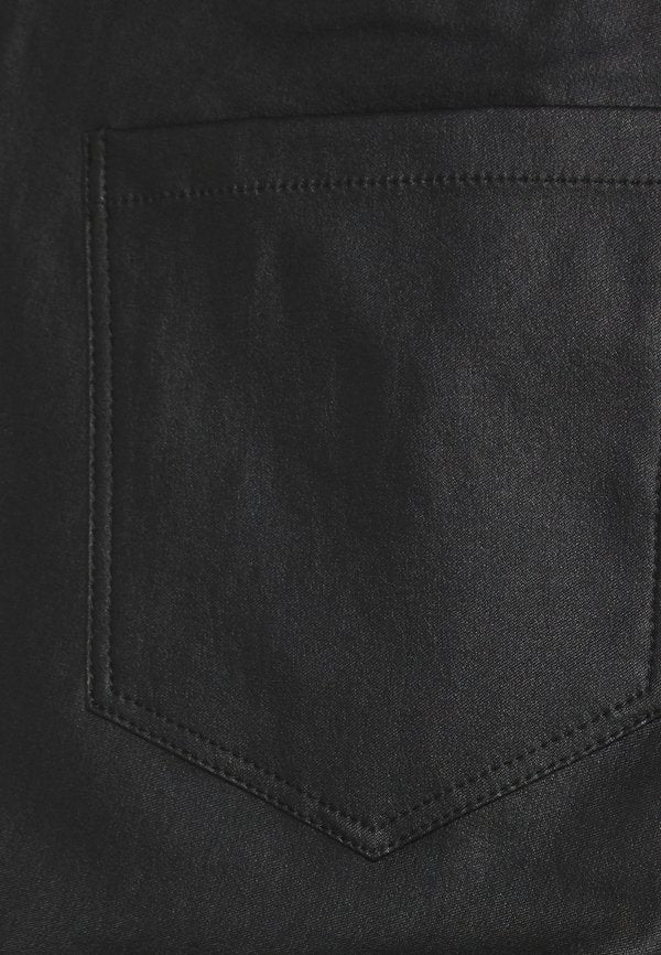 Kaffe KAADA CROP