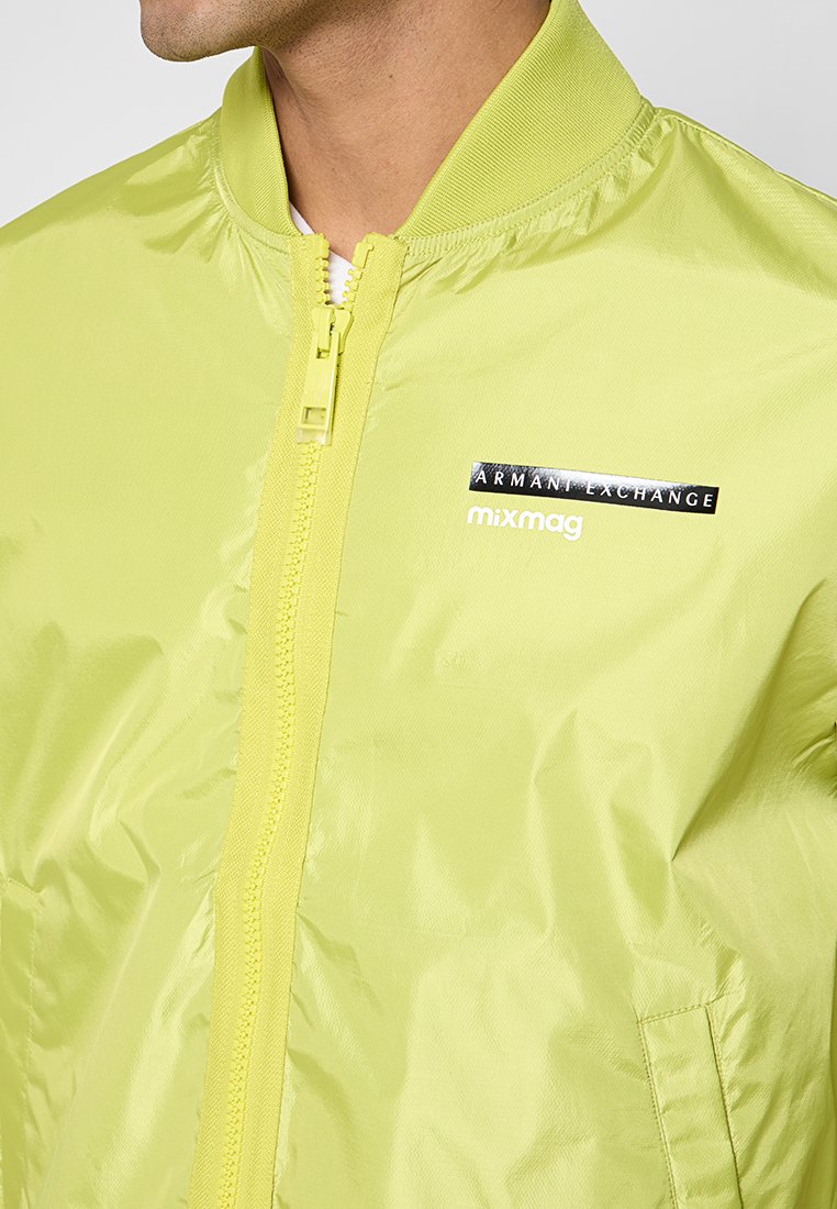 Armani Exchange Bomberjacke Media 5