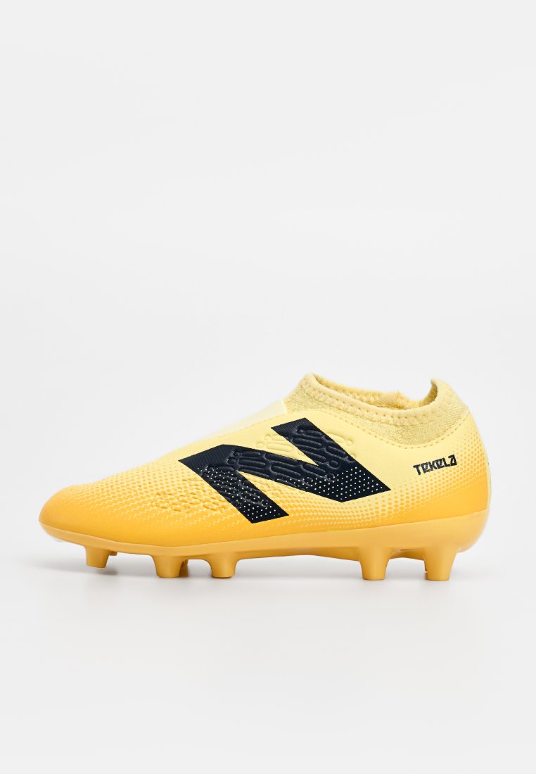 New Balance Fußballschuhe für festen Untergrund Media 1