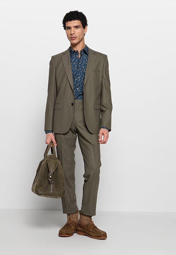 PS Paul Smith TAILORED FIT
