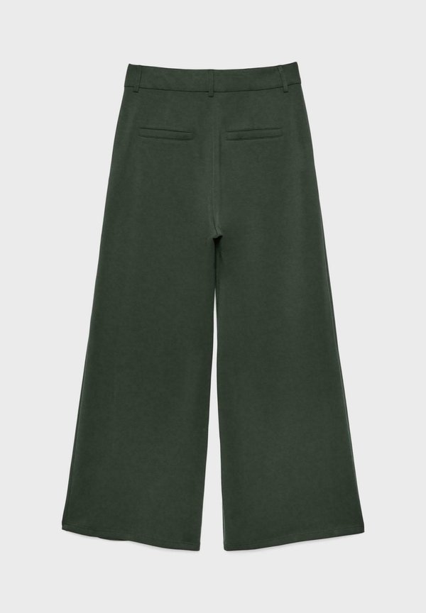 Stradivarius SOFT-TOUCH SMART