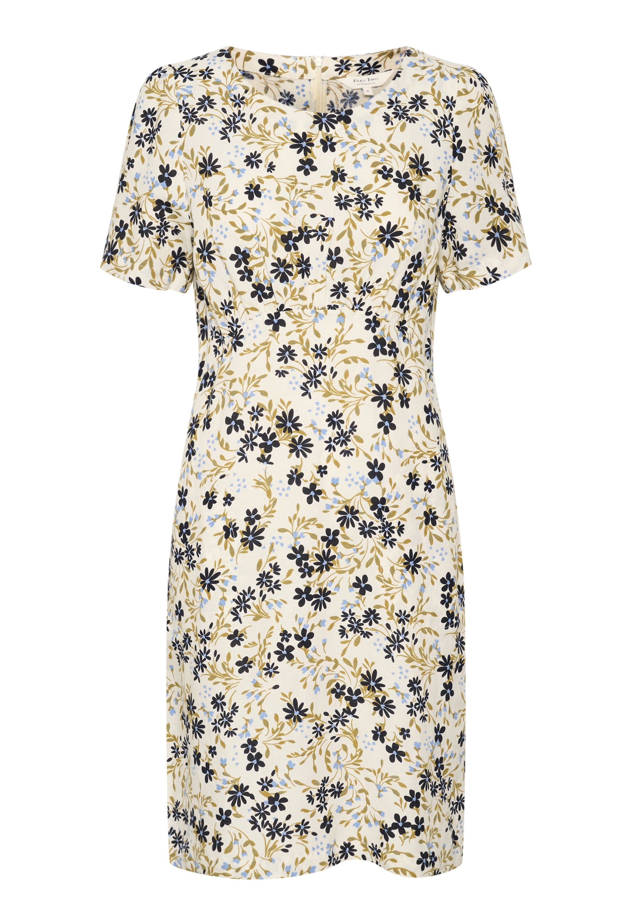 Blumenkleid mit kurzen Ärmeln, cremigem Hintergrund, schwarzen und blauen Blumenmustern, grünen Blättern und einem entspannten Schnitt.