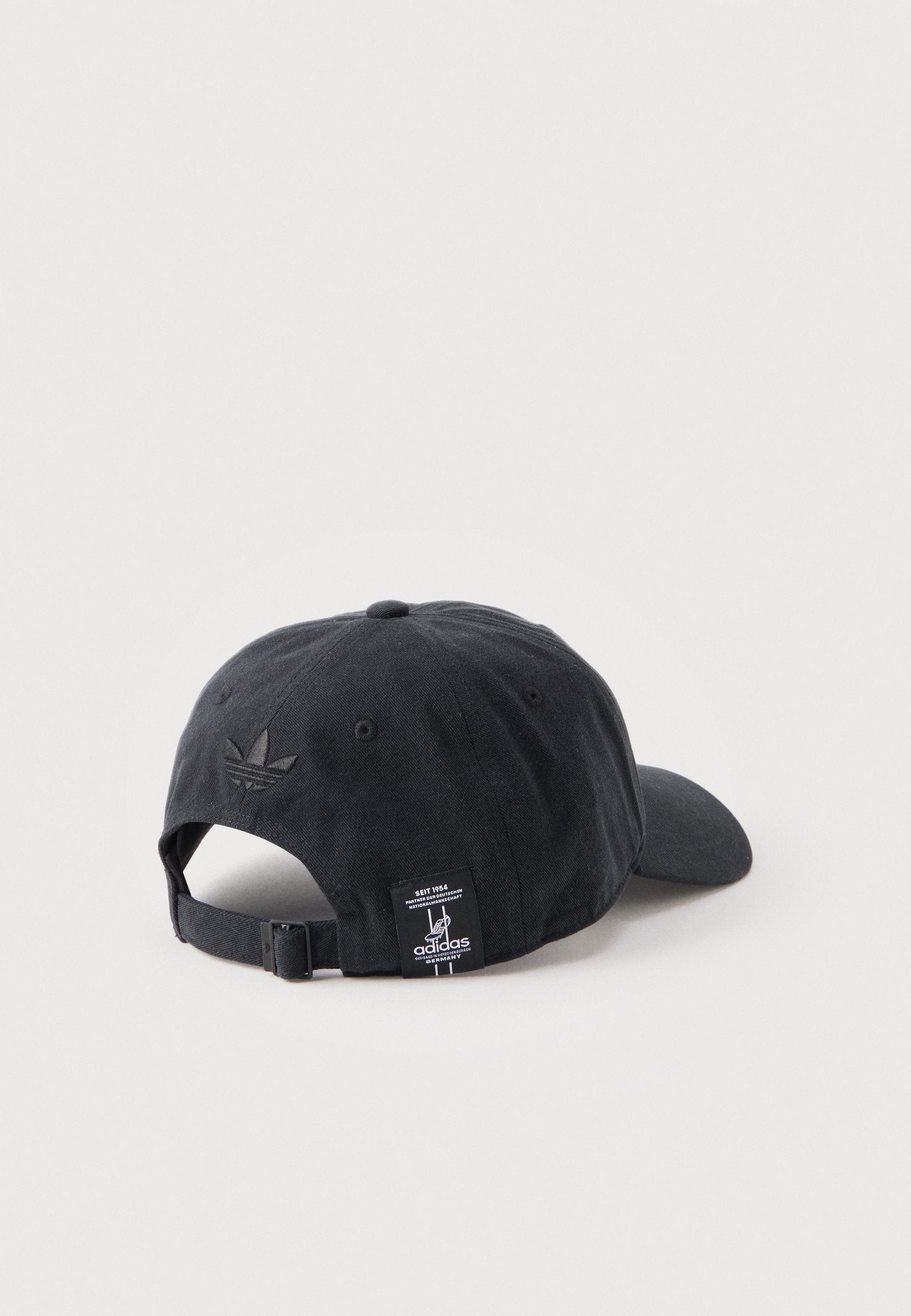 adidas Originals DFB GERMANY DAD LIFESTYLE CAP UNISEX