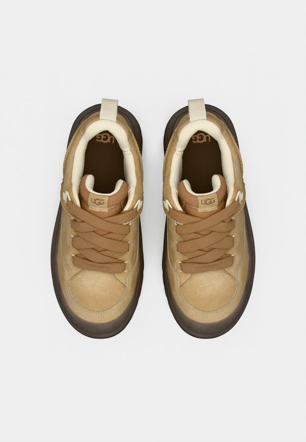 UGG HERITAGE UTILITY KNOLL