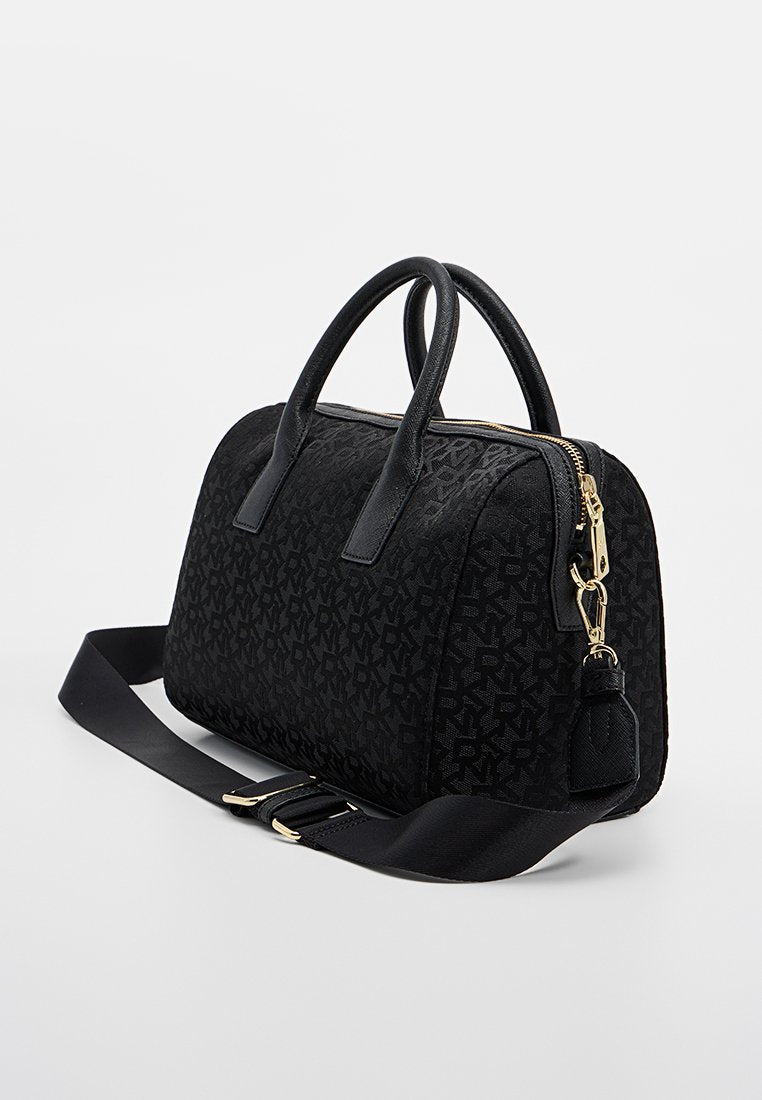 DKNY CAROL
