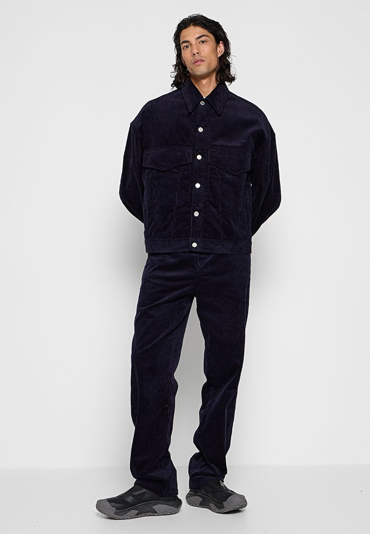 Études REGULAR FIT