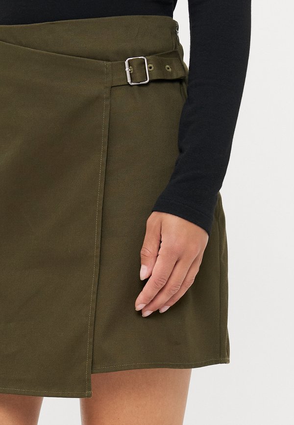 Vero Moda Petite VMGIGI SHORT SKIRT