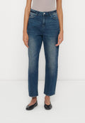 Armani Exchange Mom Jeans Media 1