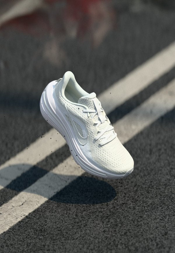 Nike Performance AIR WINFLO 12 - Road running shoes - white/summit white