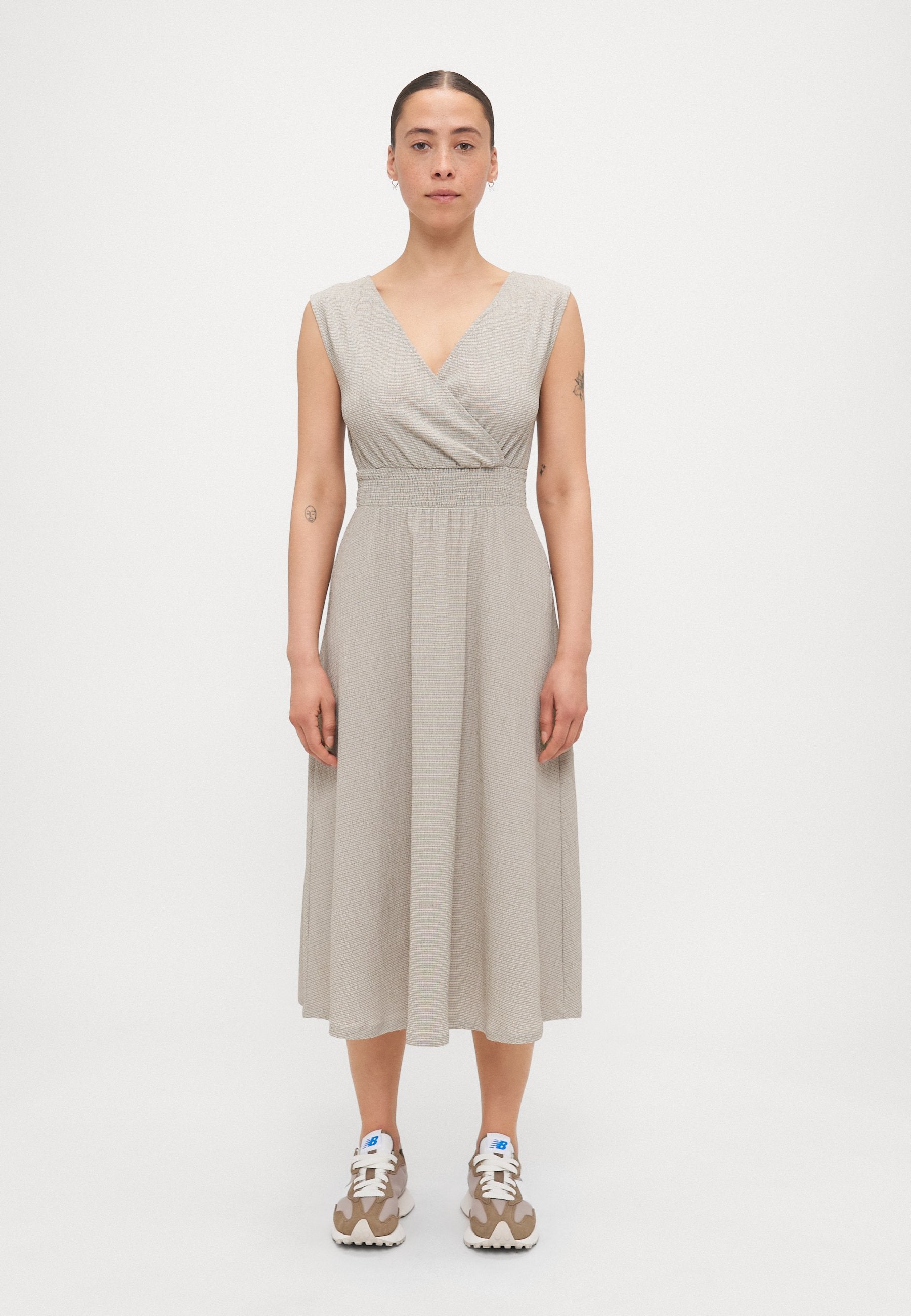 ONLAGNES WRAP DRESS  Media 3