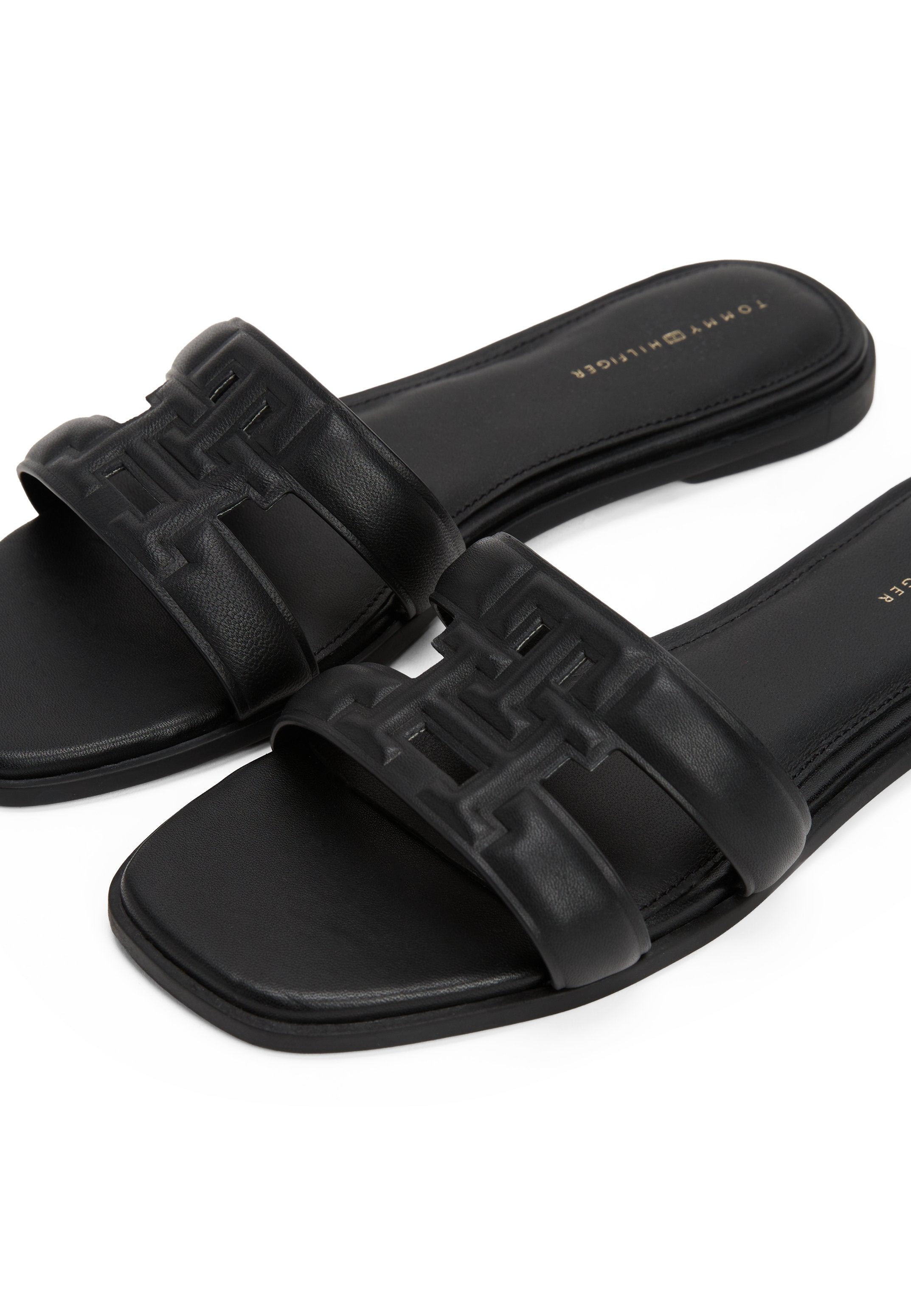 LOGO STRAP  Media 5