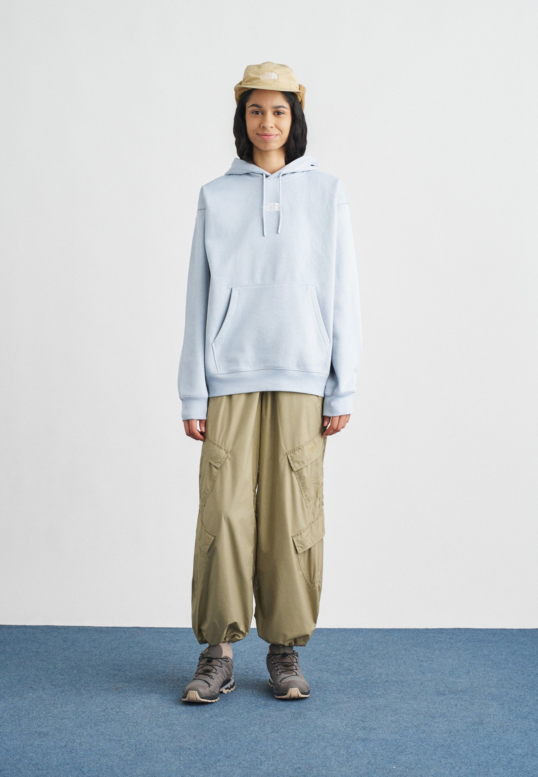 The North Face ESSENTIAL OVERSIZE HOODIE