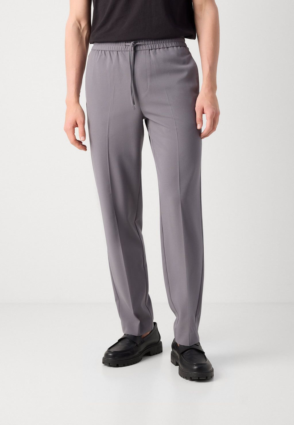 RELAXED FIT PANTS Media 4
