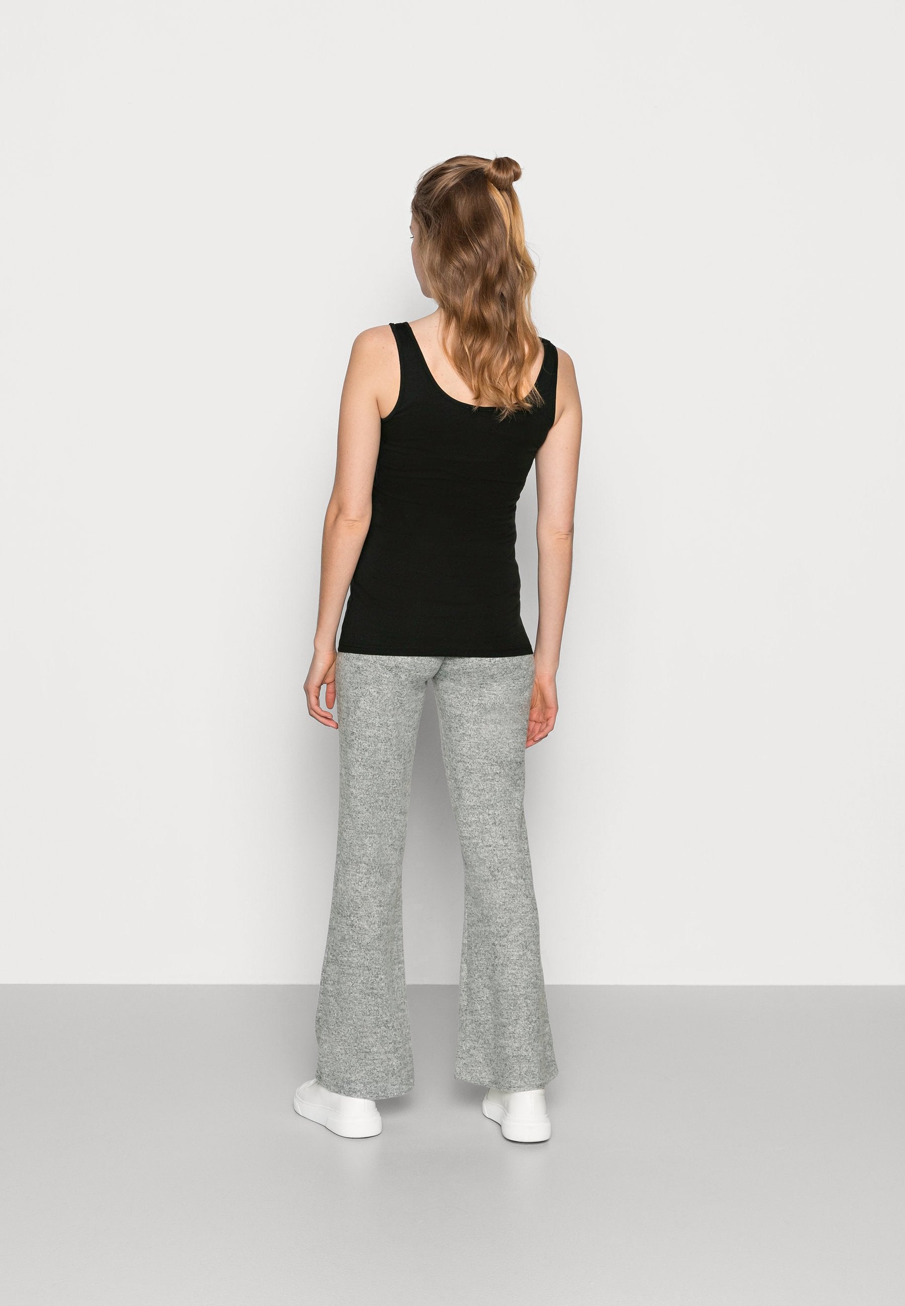 Pieces Maternity PCMPAM FLARED PANT