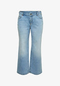 Vero Moda Curve Wide-fit VMCTESSA High rise Straight Fit - Straight leg jeans - light blue denim