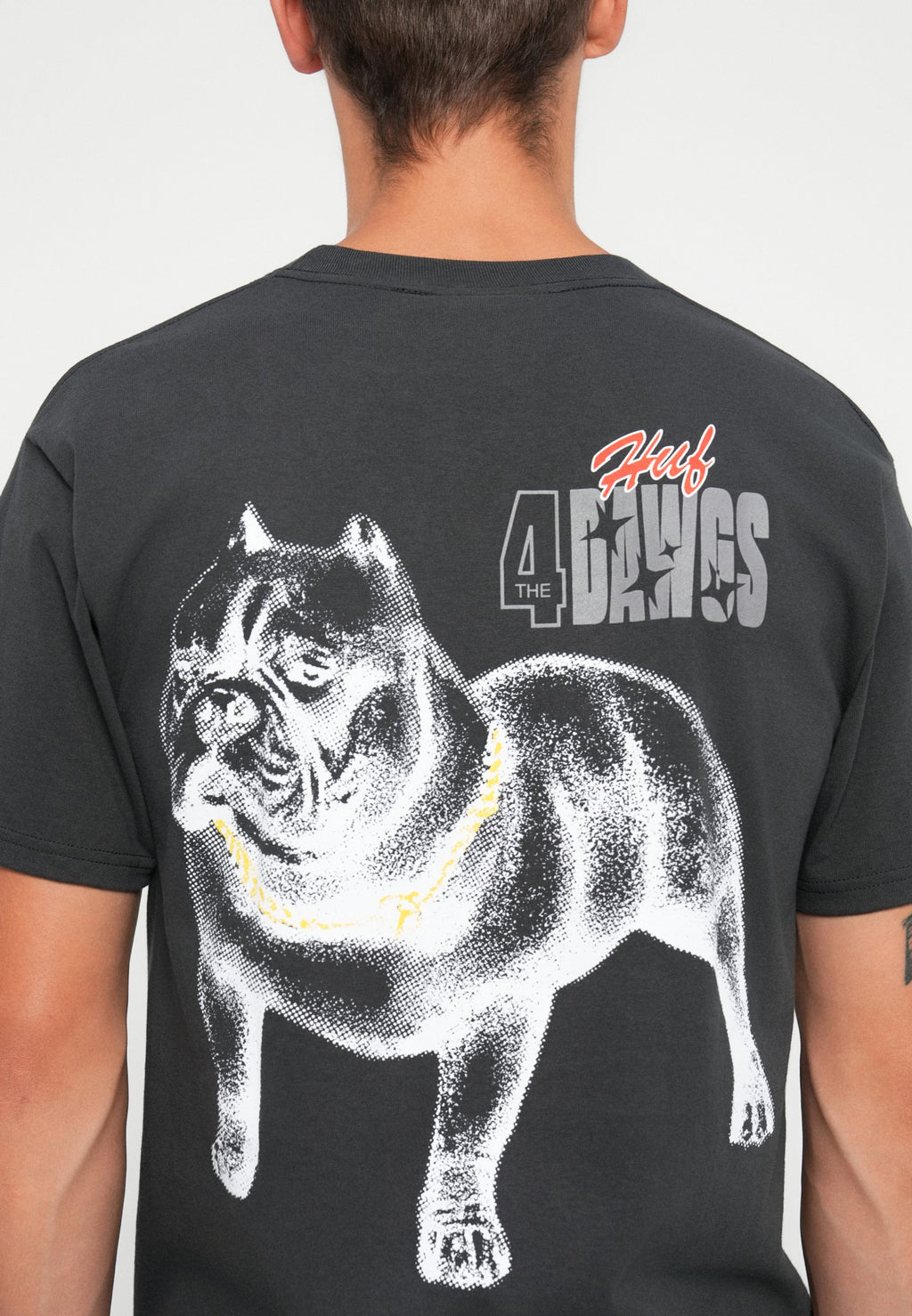 HUF 4 THE DAWGS TEE UNISEX