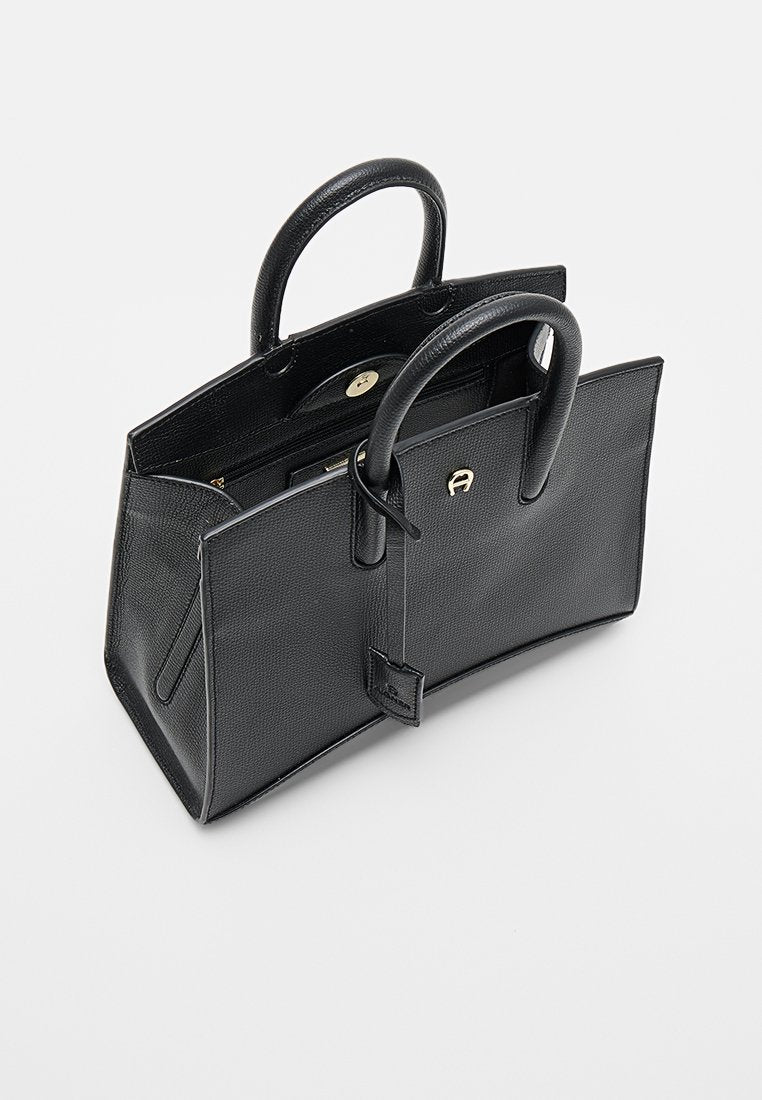 AIGNER EVE