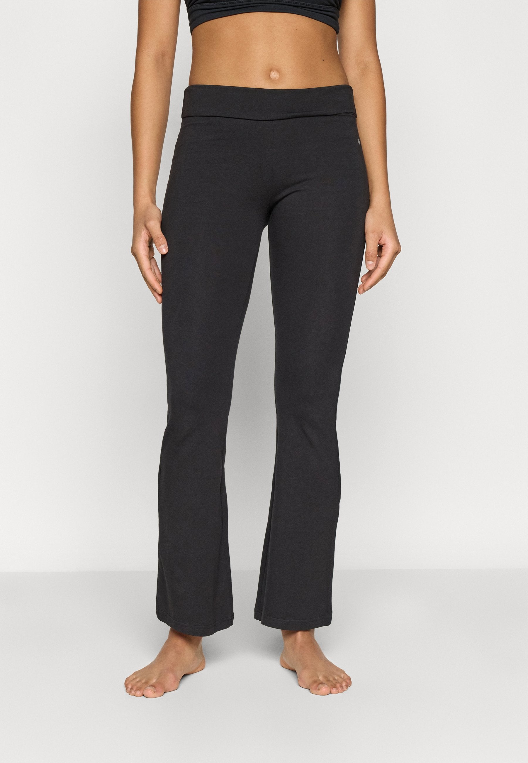 Even&Odd active 2 PACKED FLARED MID RISE LEGGINGS WITH FOLD-OVER WAISTBAND