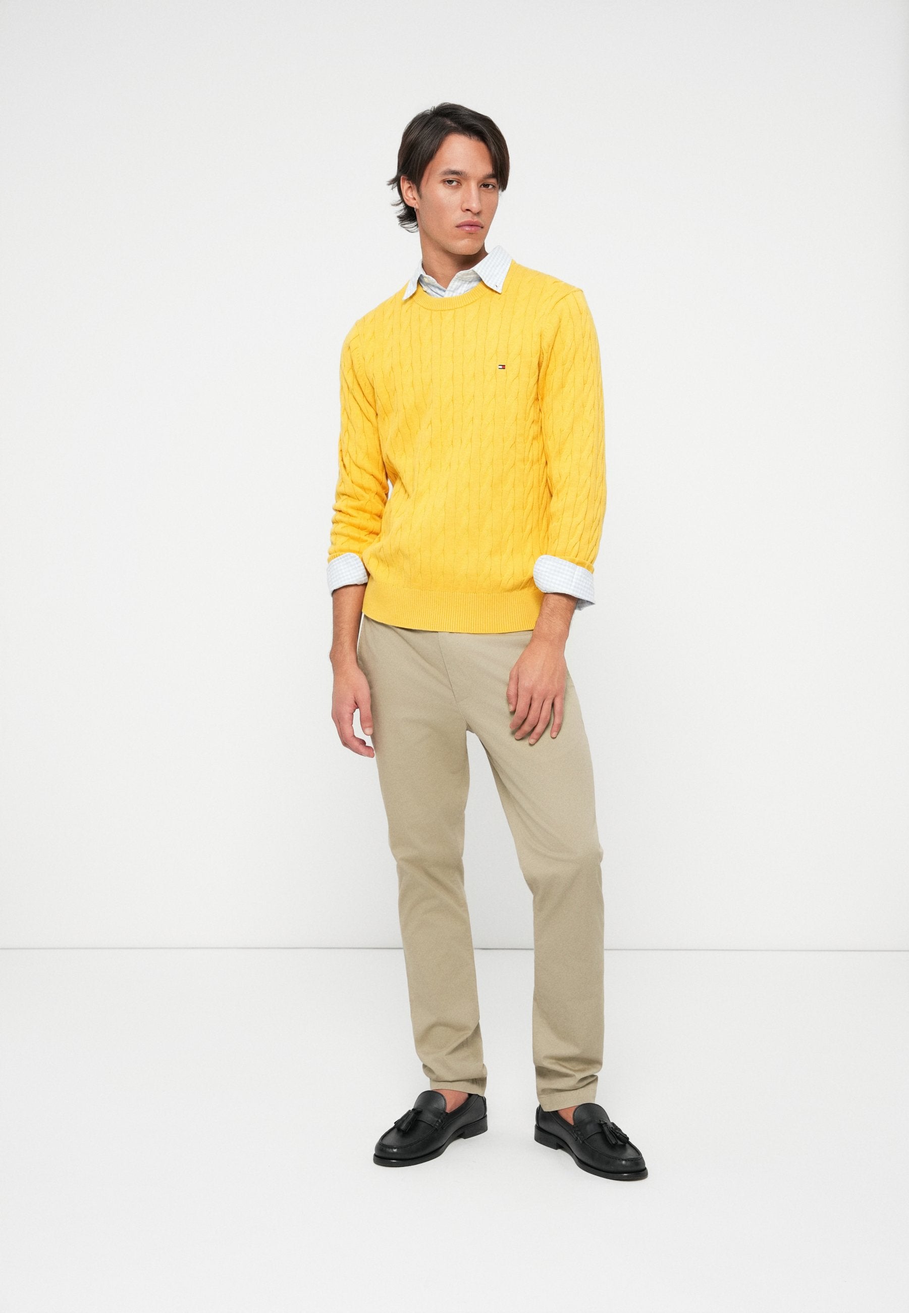 CLASSIC CABLE CREW NECK  ELEVATED ESSENTIALS Media 2