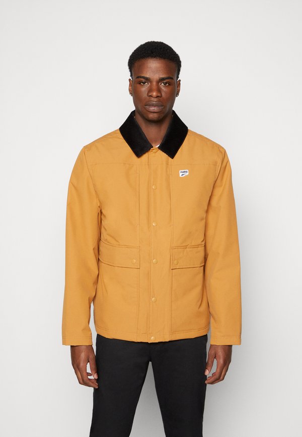 Puma DOWNTOWN PADDED COACH JACKET - Light jacket - desert tan