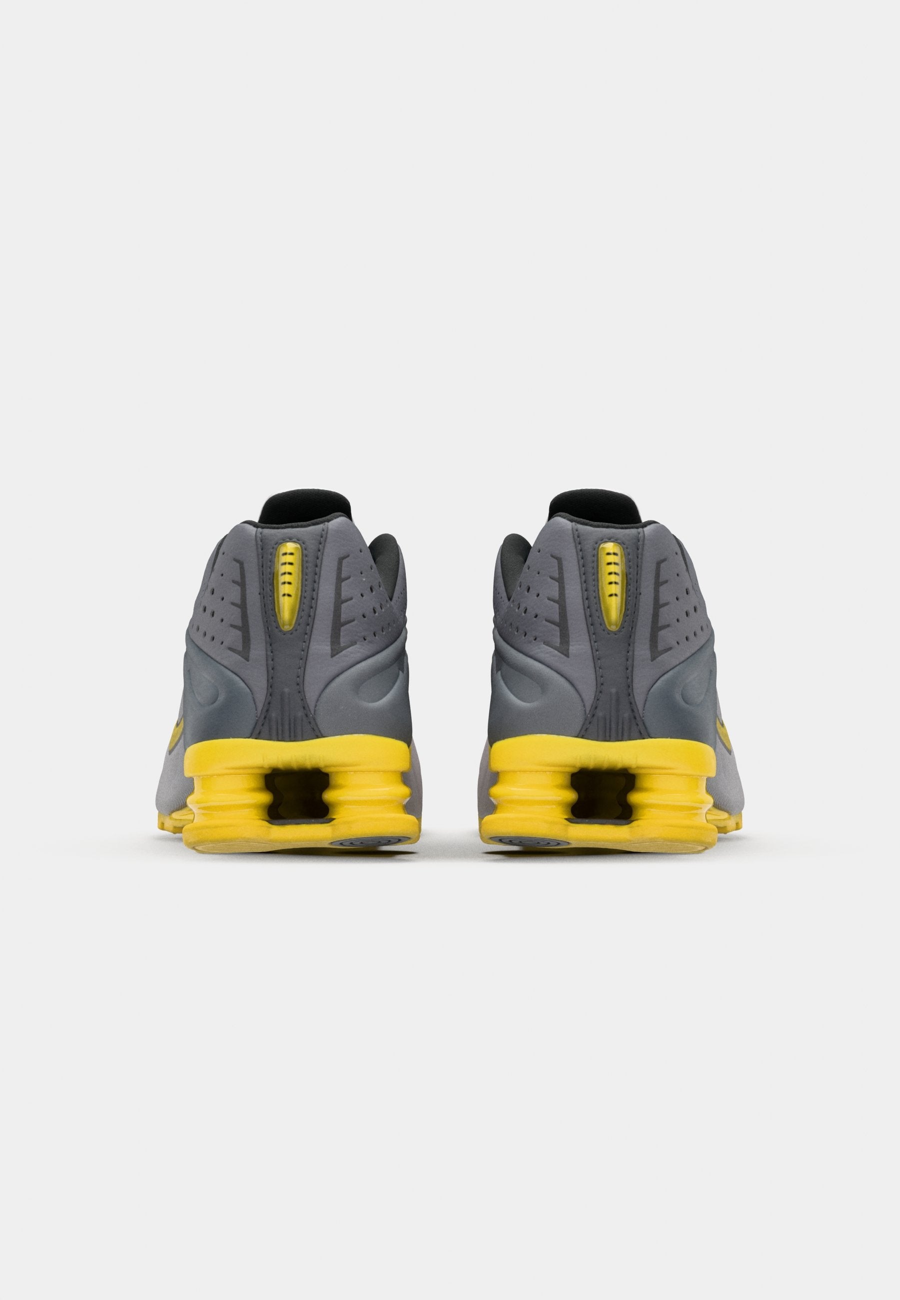 Nike Sportswear SHOX R4 SE UNISEX
