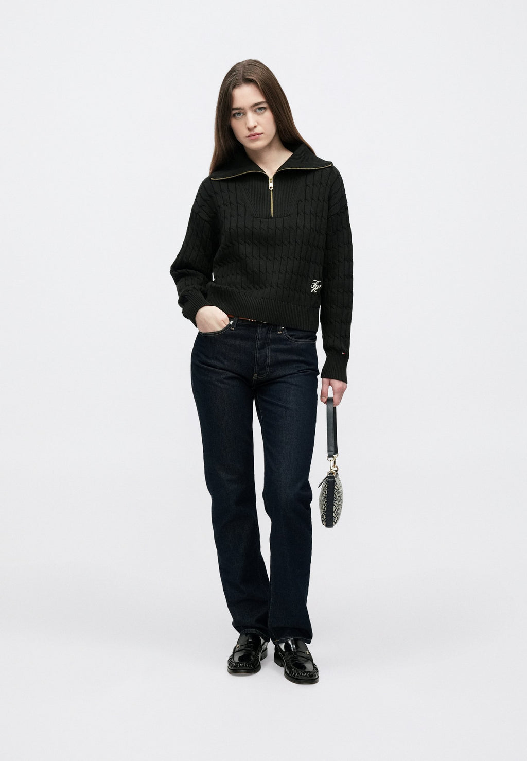 RELAXED CABLE KNIT HALF-ZIP JUMPER Media 2