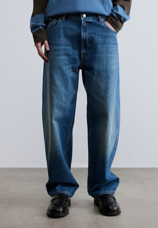 Calvin Klein Jeans BARREL