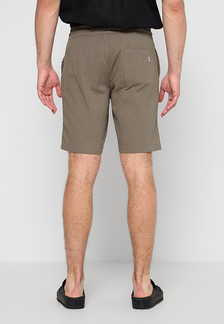 RELAXED FIT Media 3