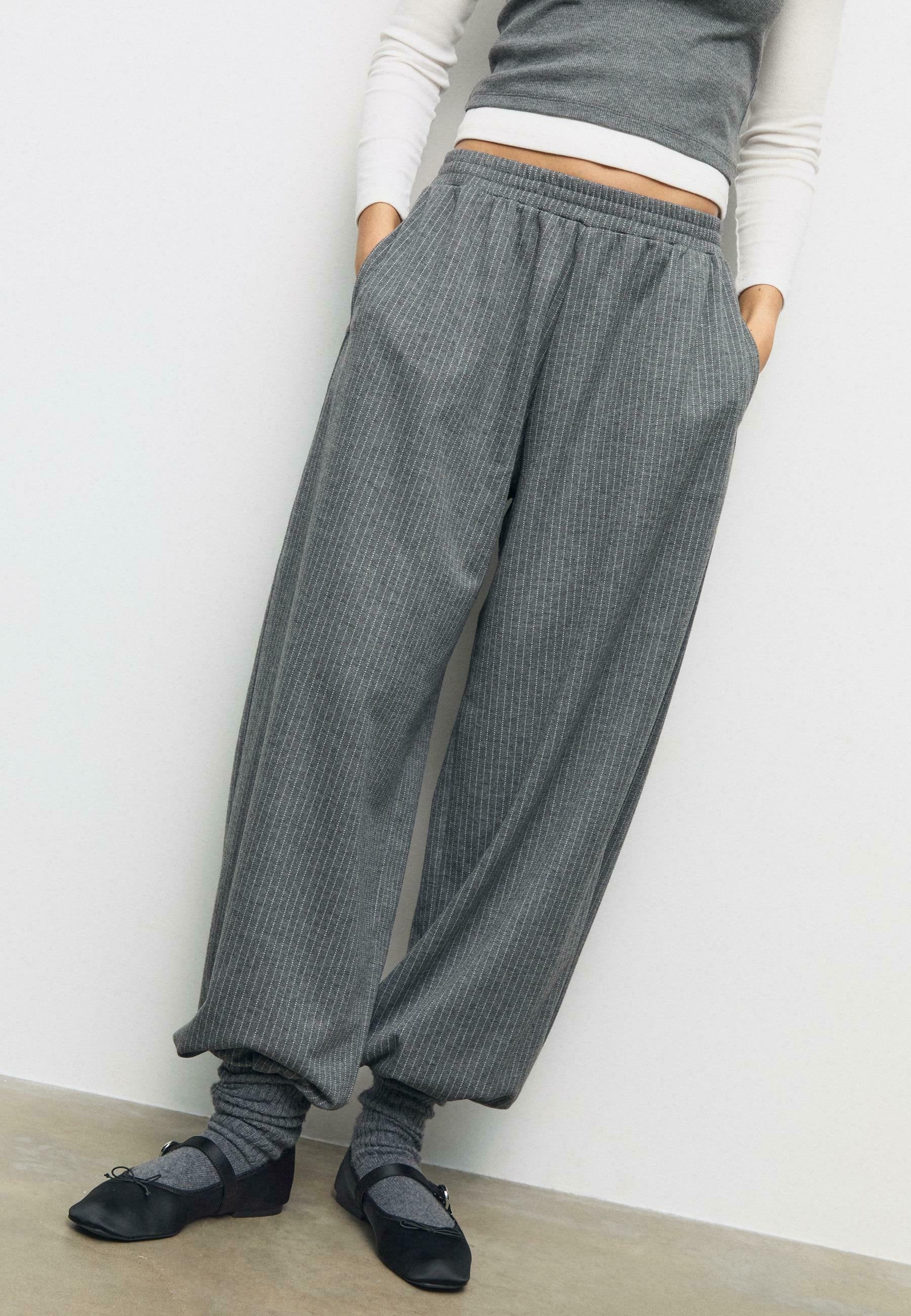 Stradivarius STRIPED BALLOON JOGGERS